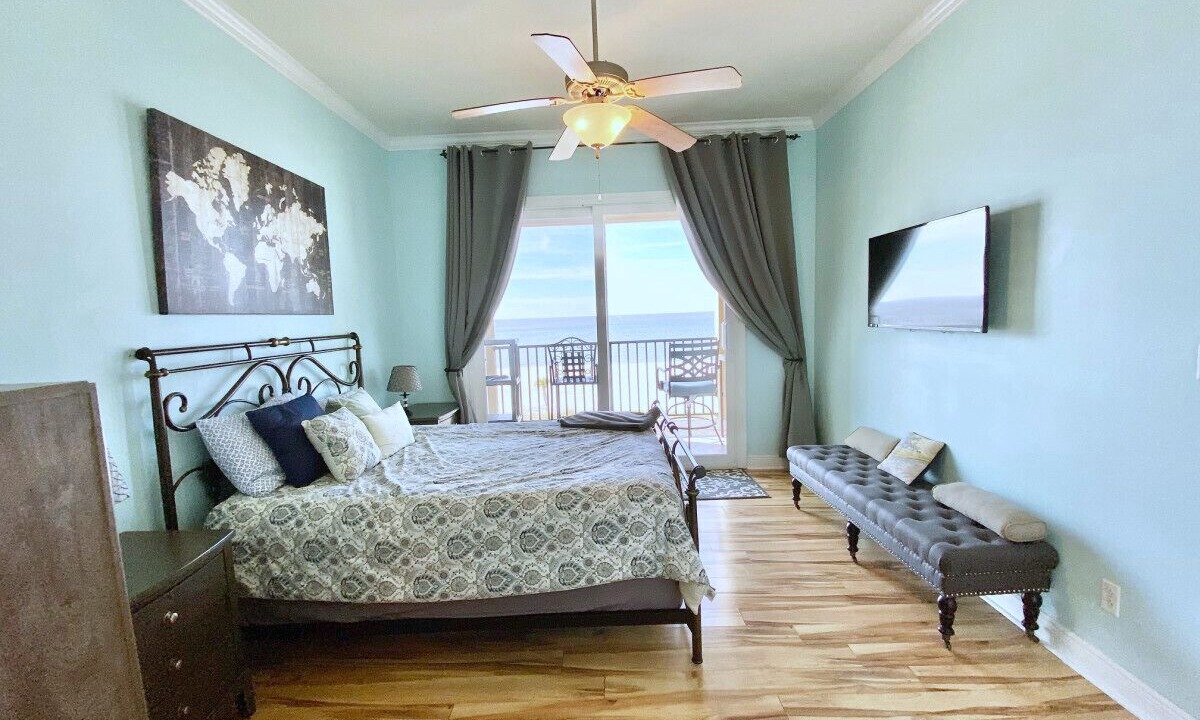 Photo of Bedroom in Henderson Point