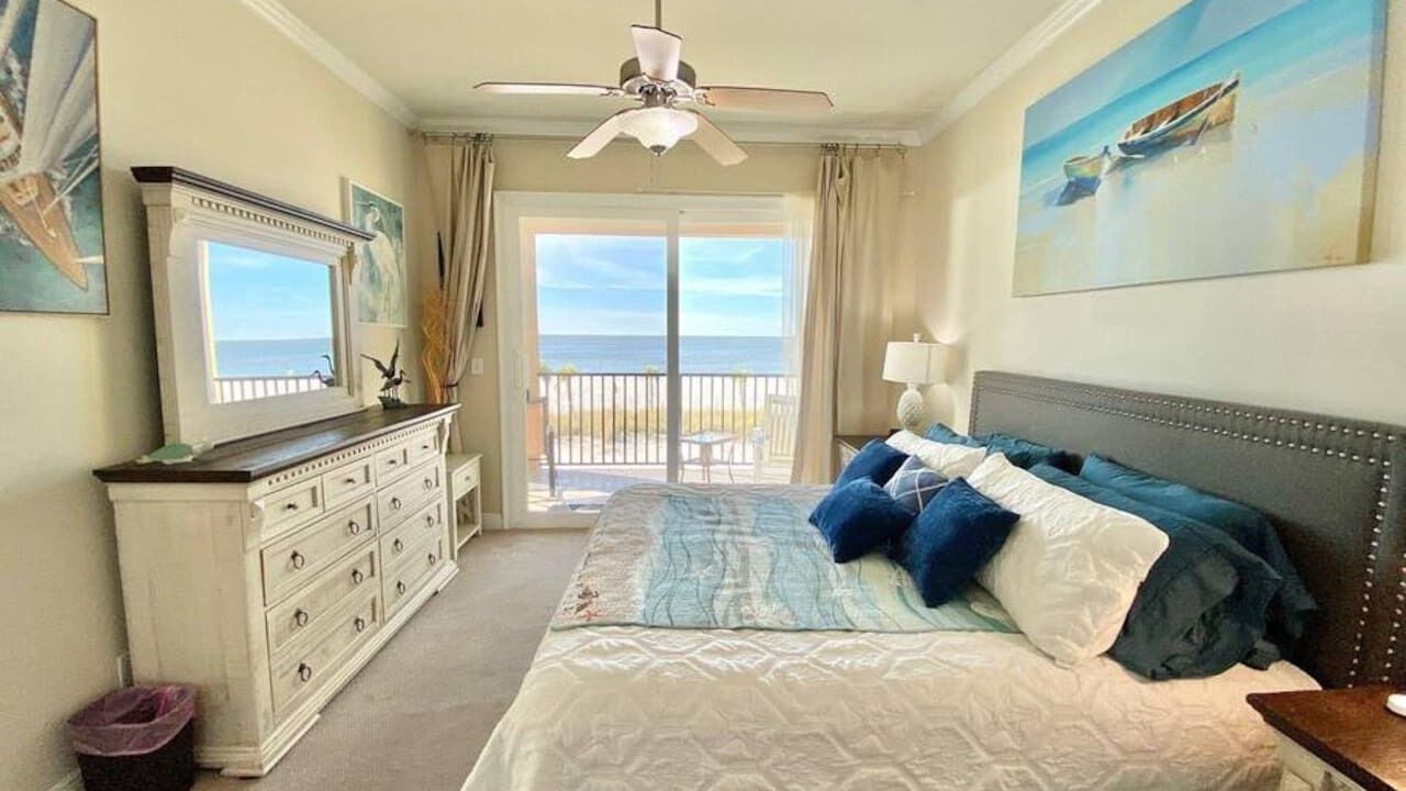Photo of Bedroom in Henderson Point