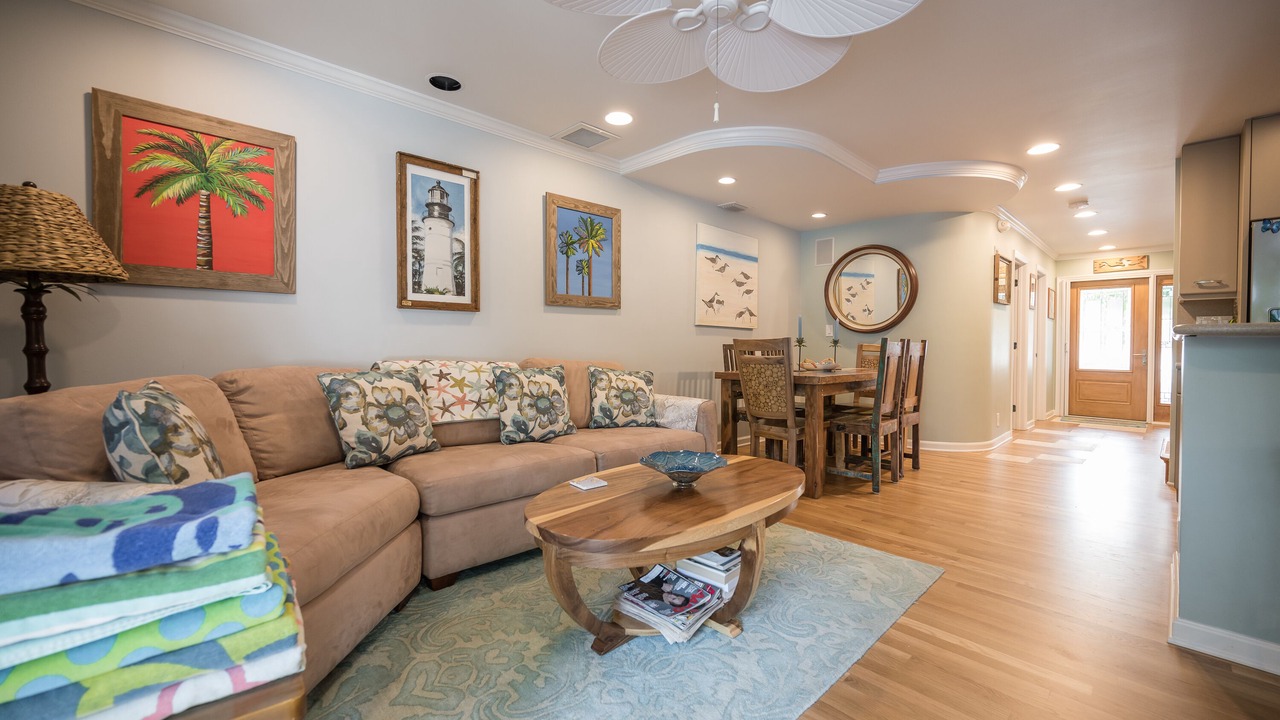 Photo of Livingroom in Bahama Village