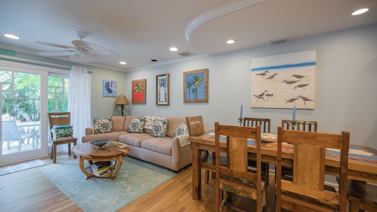 Photo of Livingroom in Bahama Village