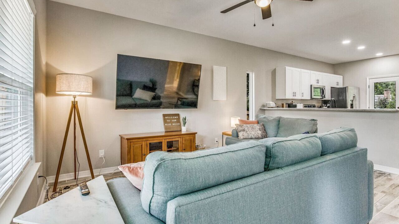 Photo of Livingroom in Southeast Pensacola