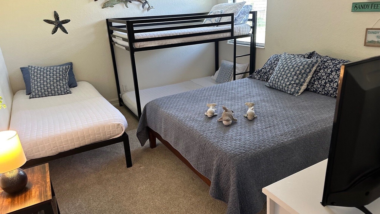 Photo of Bedroom in Rotonda Lakes