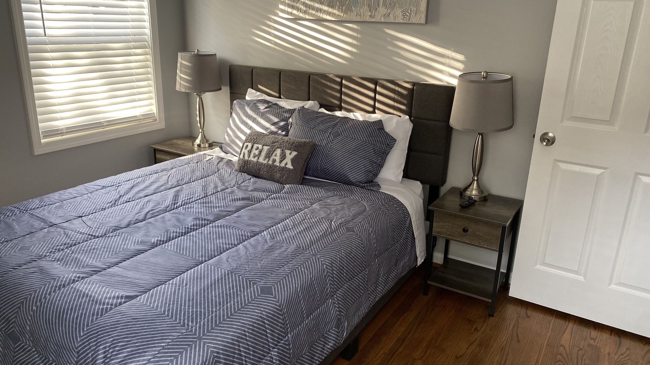 Photo of Bedroom in Crestline Heights