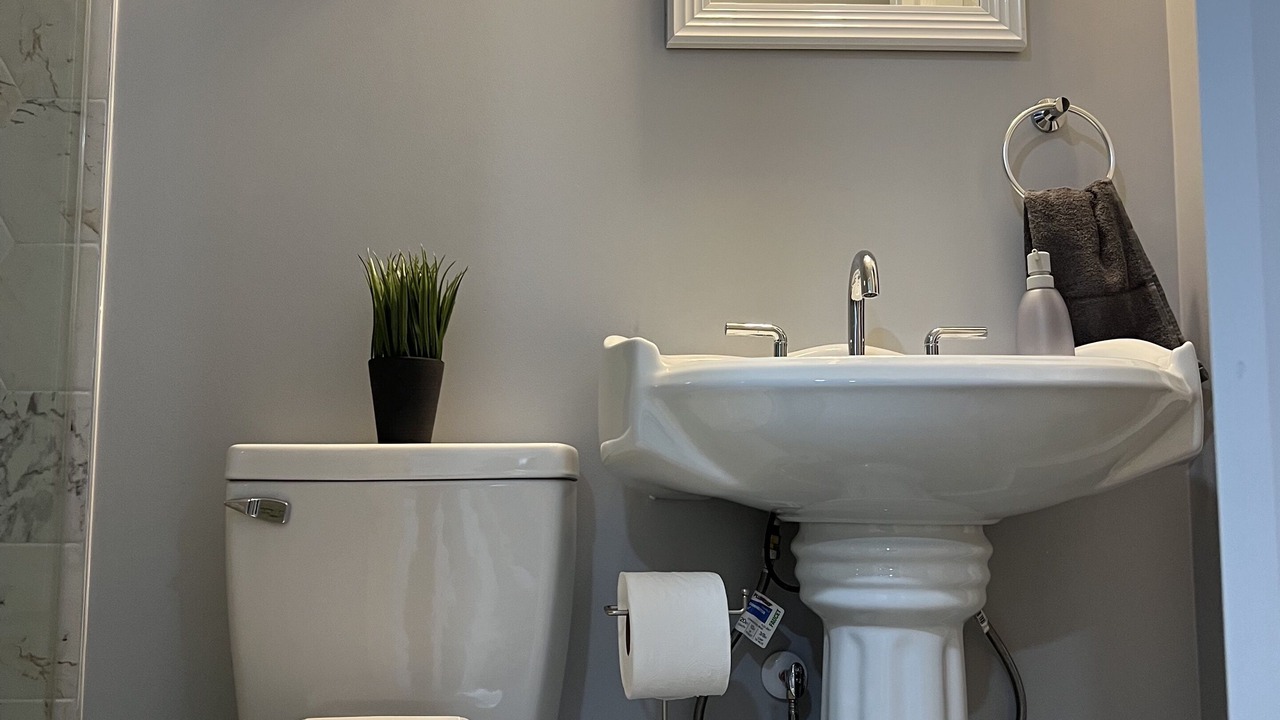 Photo of Bathroom in Crestline Heights