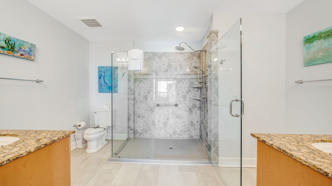 Photo of Bathroom in Upper Grand Lagoon