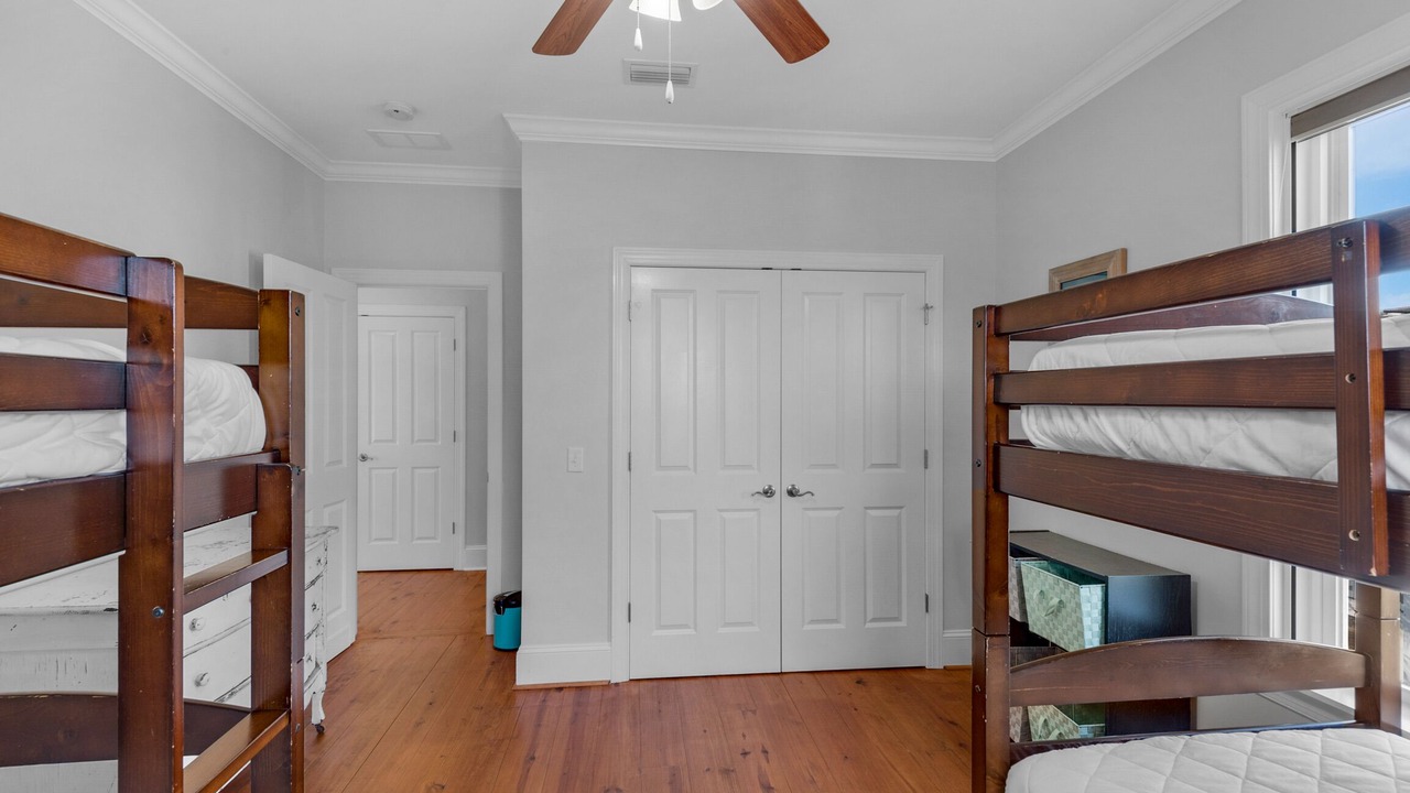 Photo of Bedroom in Santa Rosa Beach