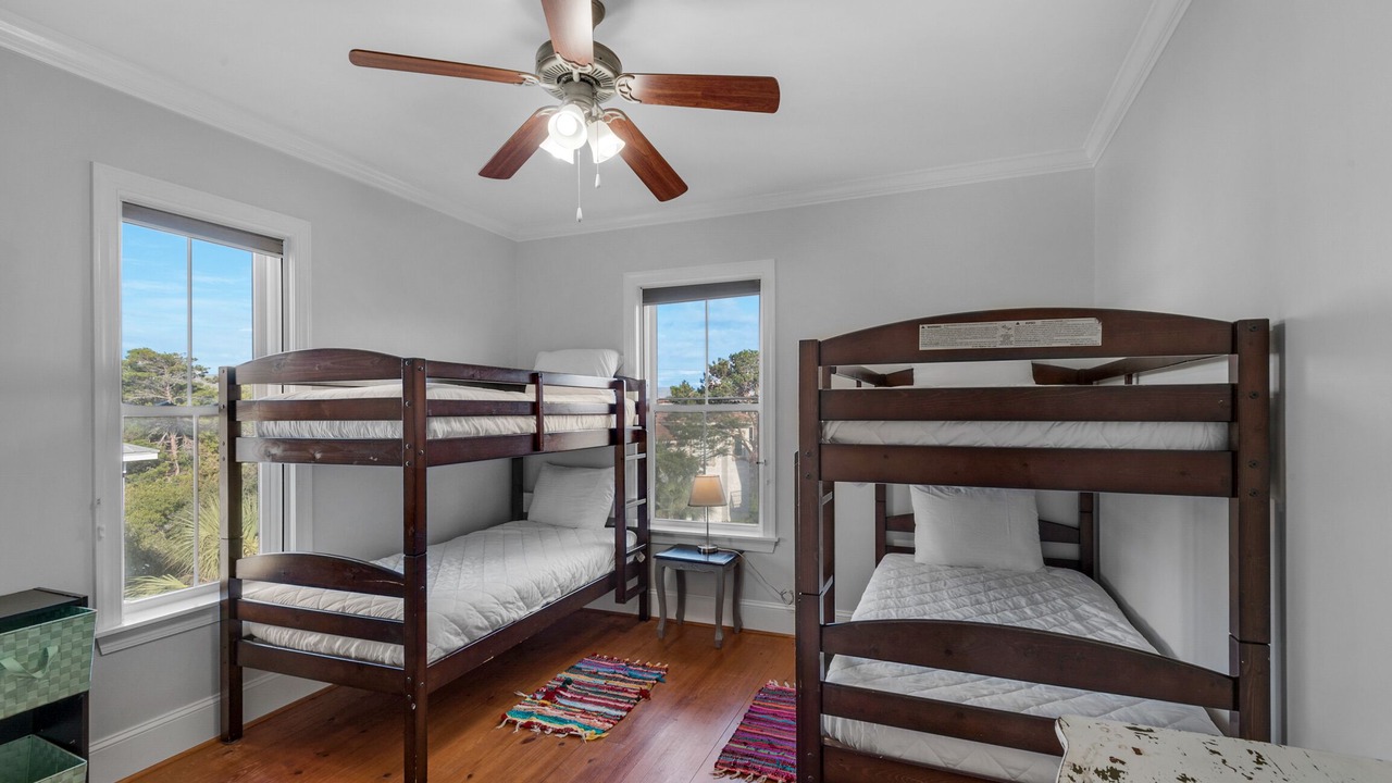 Photo of Bedroom in Santa Rosa Beach