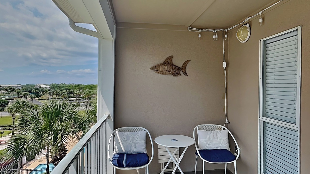 Photo of Patio Balcony in Ono Island