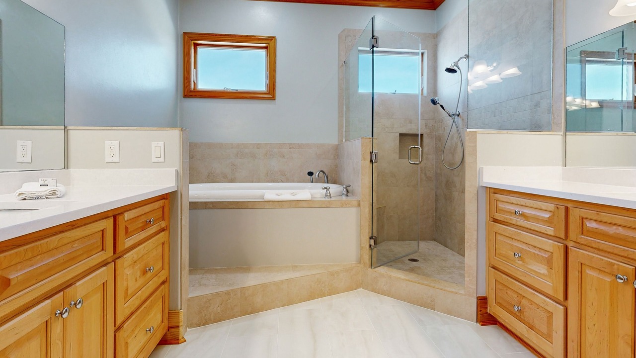Photo of Bathroom in Plantation