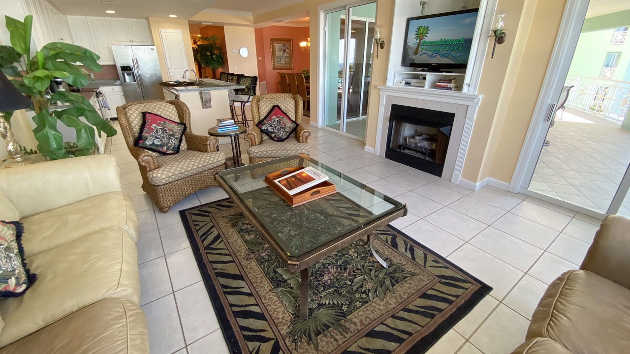 Photo of Livingroom in Silver Sands Beach