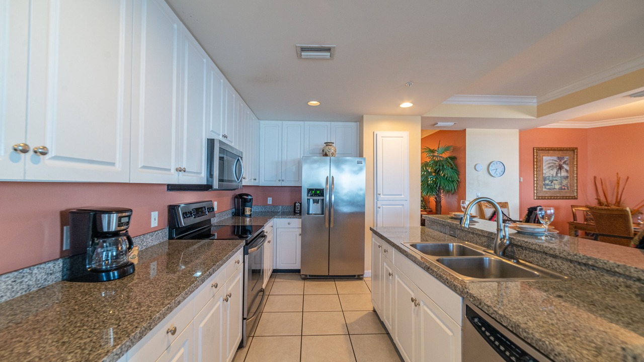 Photo of Kitchen in Silver Sands Beach