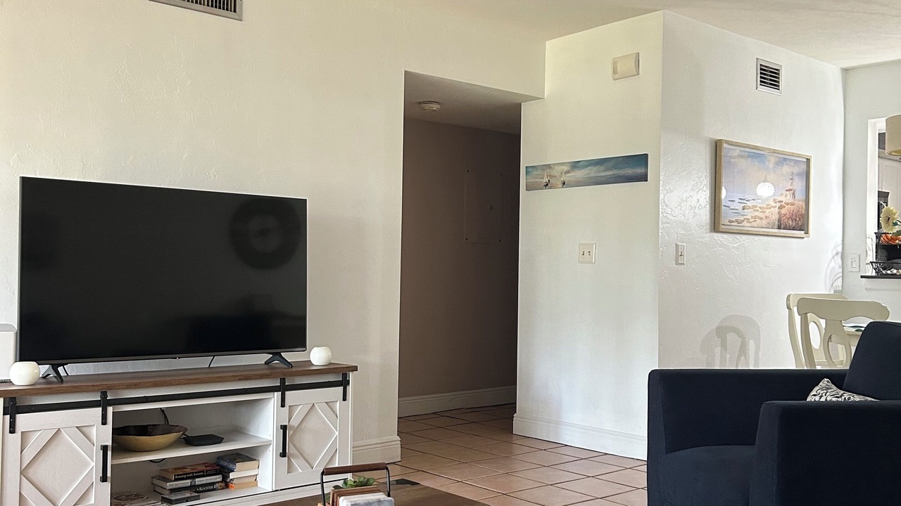 Photo of Livingroom in Kings Lake