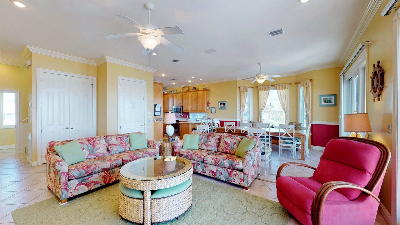 Photo of Livingroom in Plantation