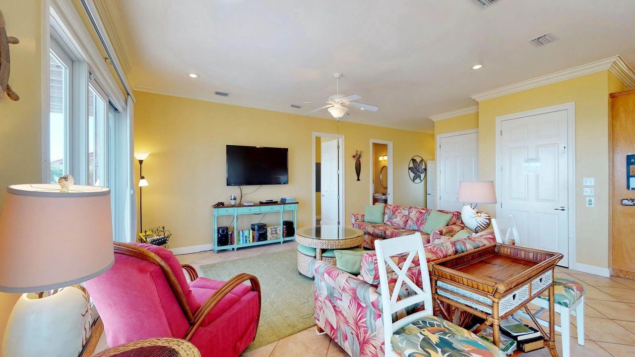 Photo of Livingroom in Plantation