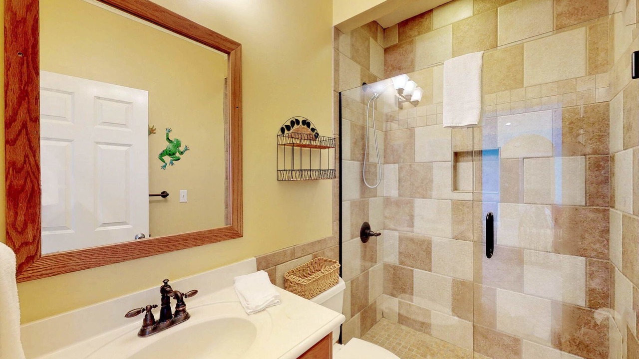 Photo of Bathroom in Plantation
