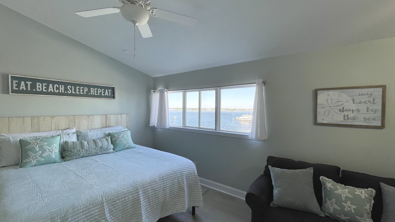 Photo of Bedroom in White Sands First