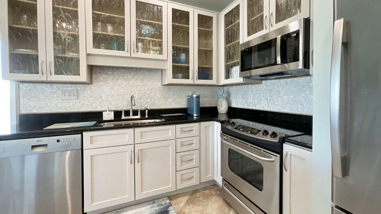 Photo of Kitchen in White Sands First