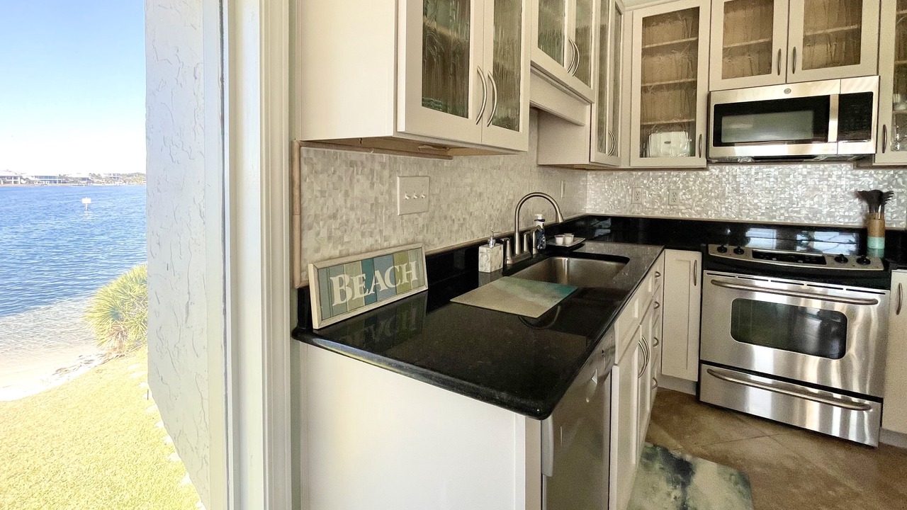 Photo of Kitchen in White Sands First