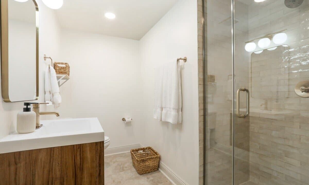 Photo of Bathroom in Central Business District
