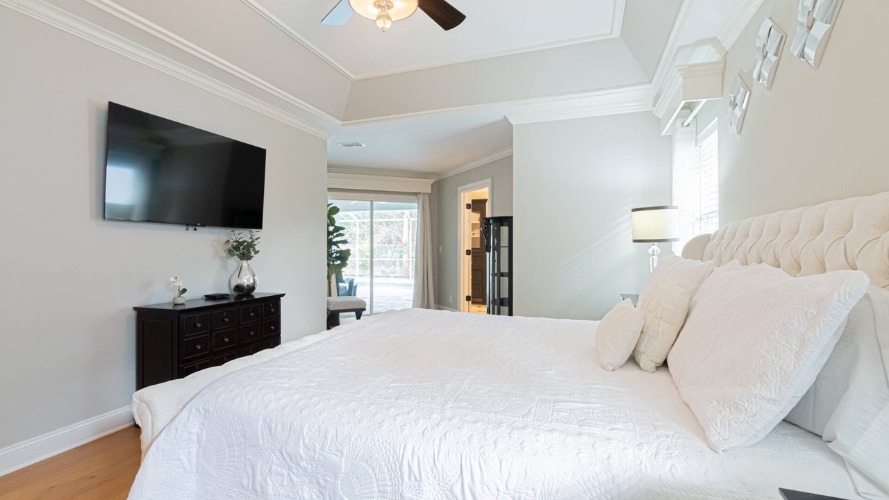 Photo of Bedroom in Crown Pointe