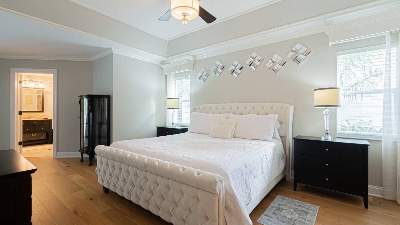 Photo of Bedroom in Crown Pointe