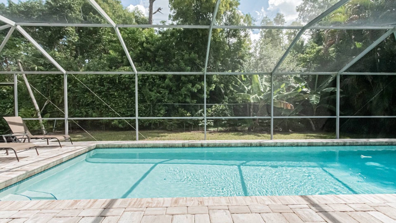 Photo of Outdoor in Crown Pointe