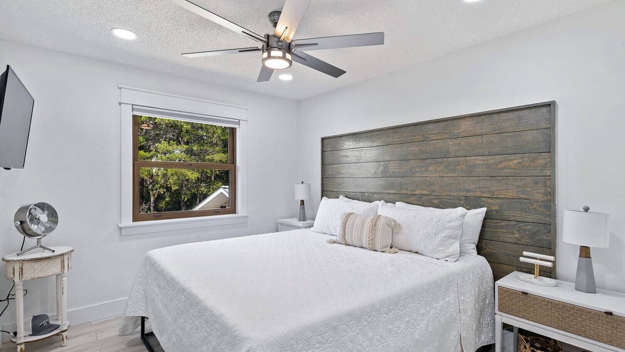 Photo of Bedroom in Dune Allen Beach