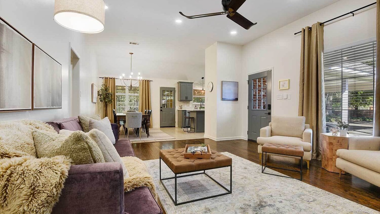 Photo of Livingroom in Highlands - Perkins