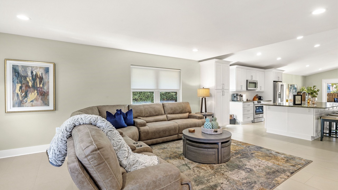 Photo of Bedroom in Crystal Beach