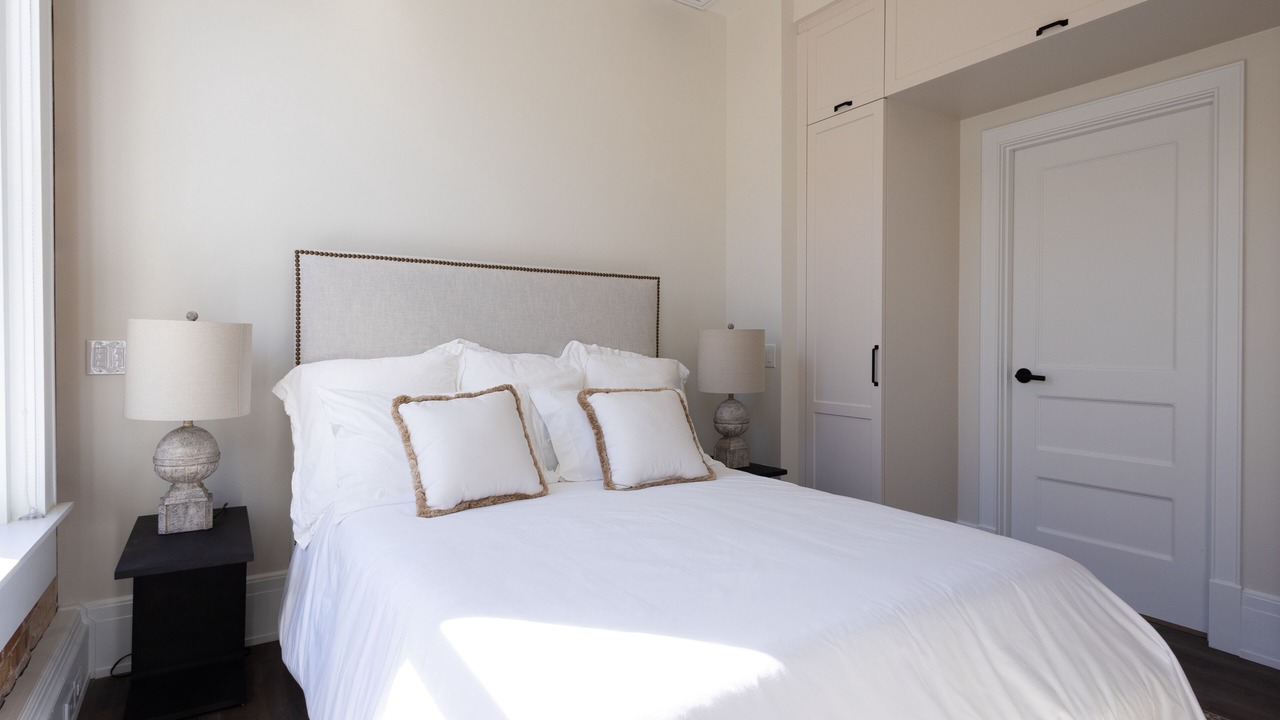 Photo of Bedroom in Downtown