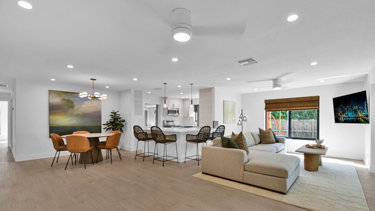 Photo of Others in Lake Ida Shores