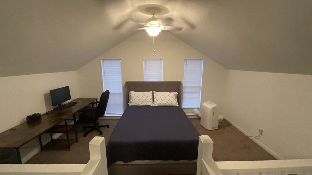 Photo of Bedroom in Shoreline Park