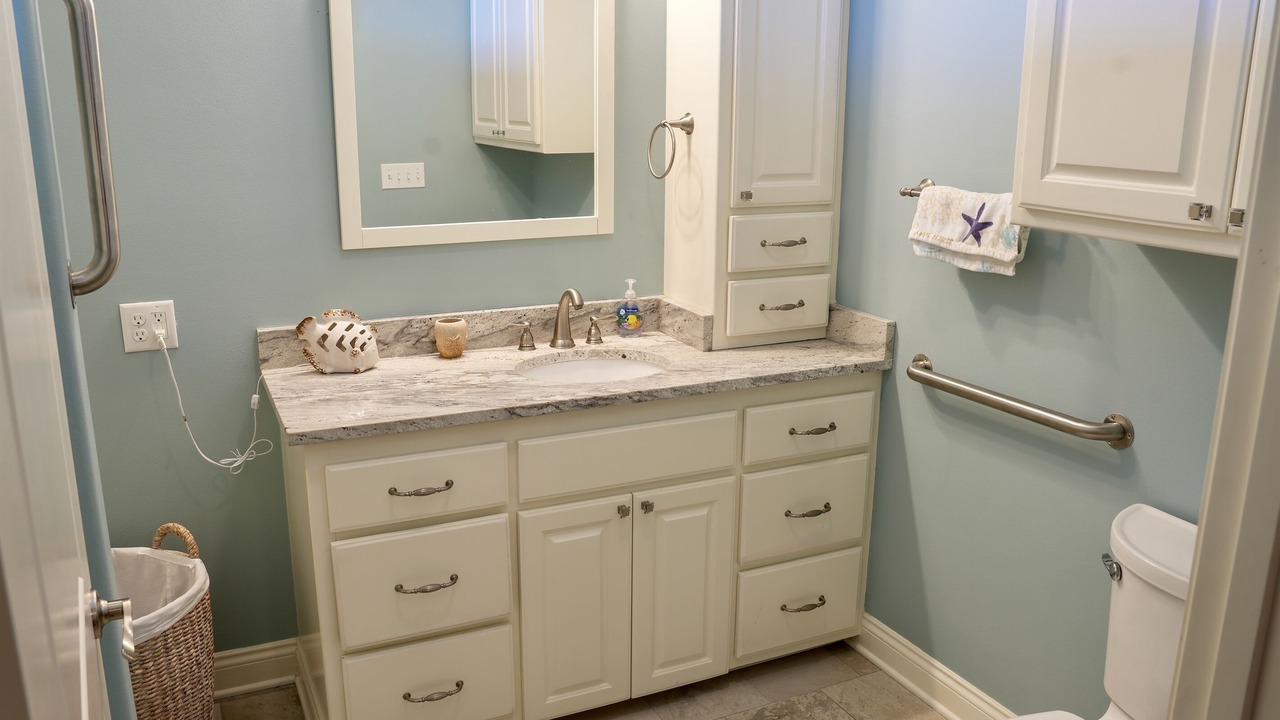Photo of Bathroom in Chauvin