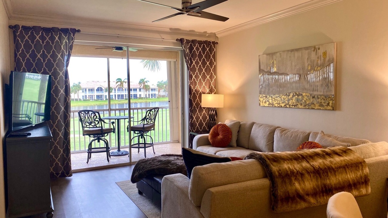 Photo of Bedroom in Tropical Cove