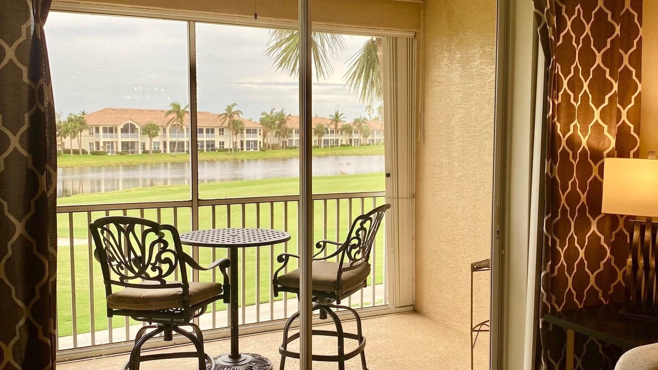 Photo of Patio Balcony in Tropical Cove