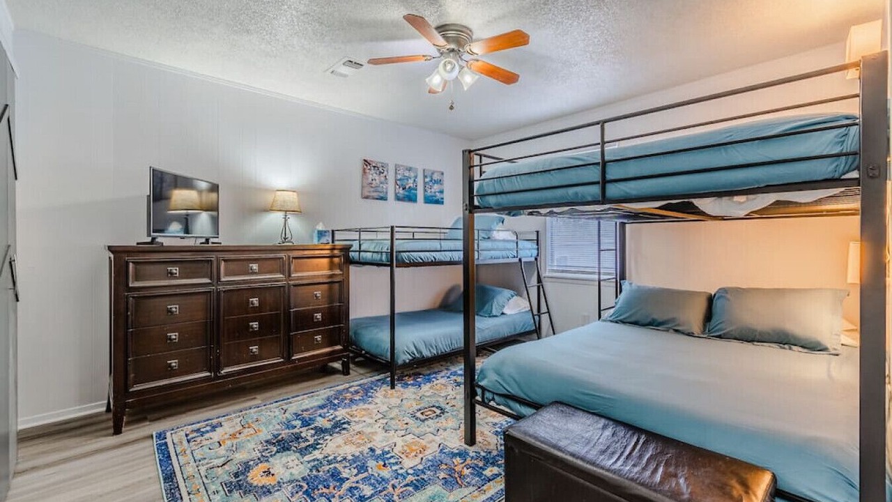 Photo of Bedroom in Gilmer