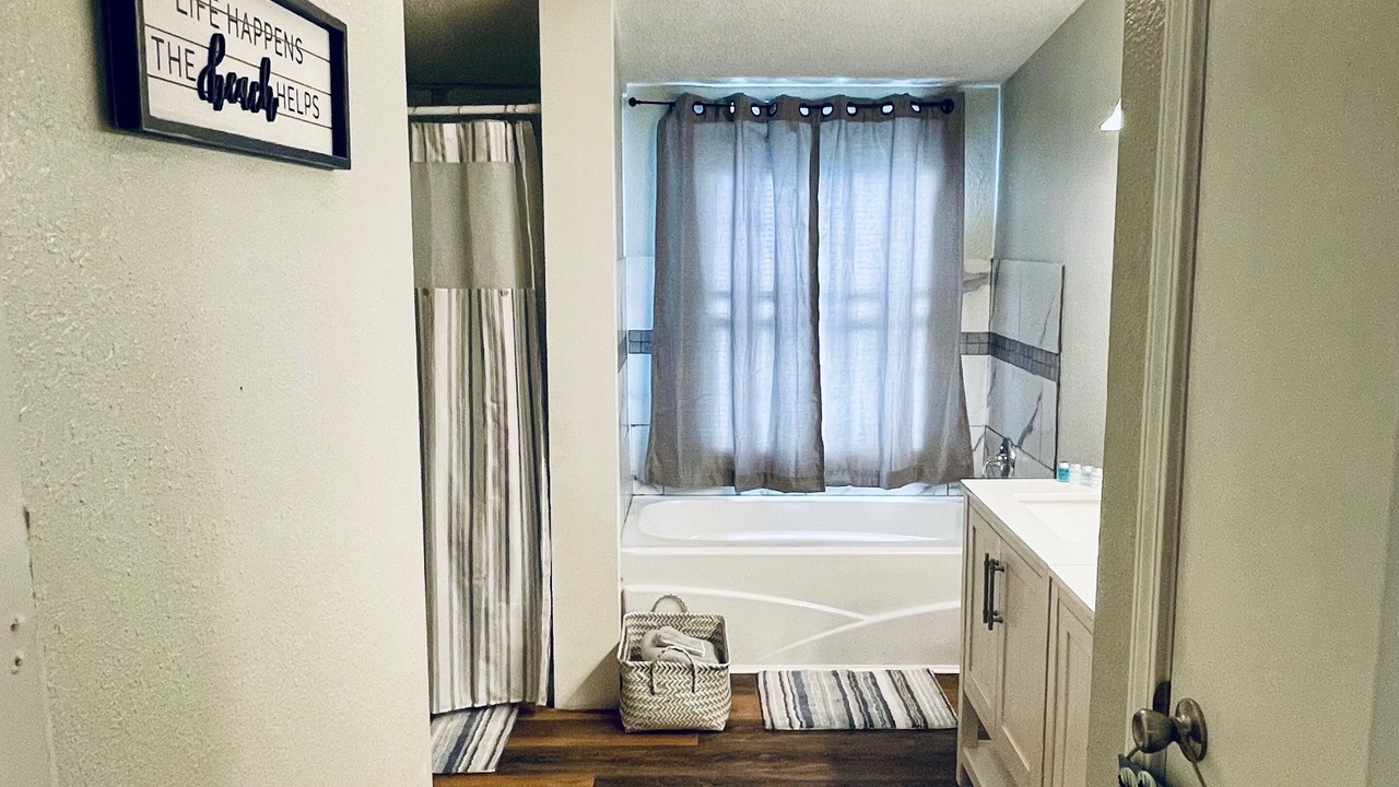 Photo of Bathroom in Mead
