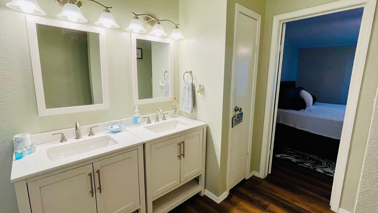 Photo of Bathroom in Mead