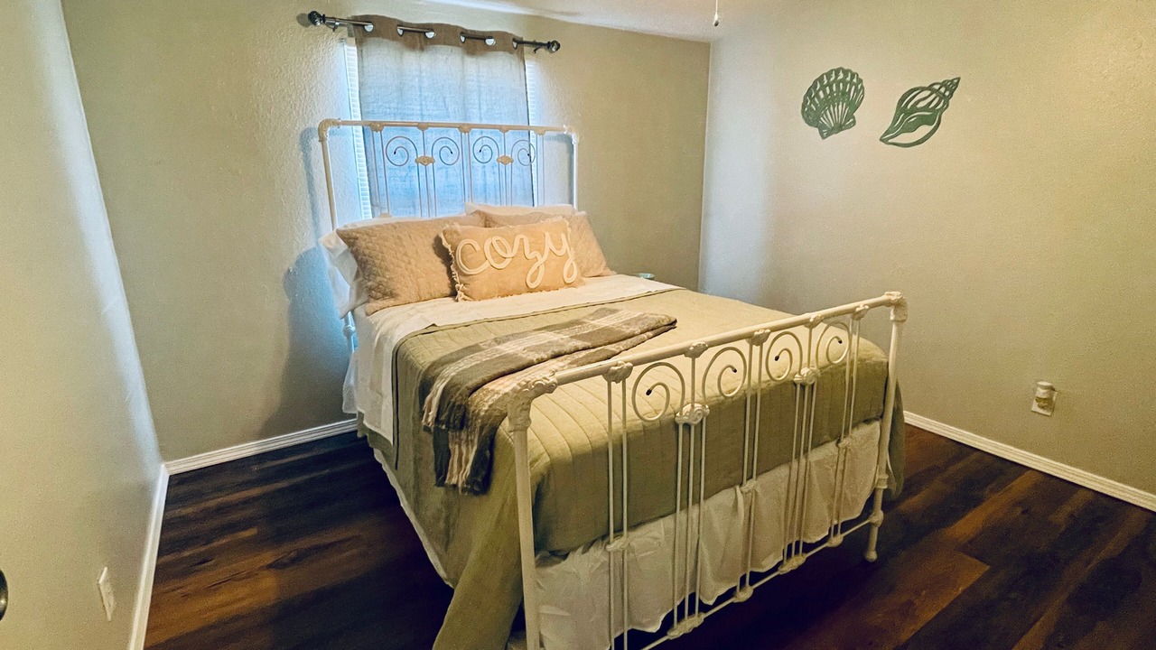 Photo of Bedroom in Mead