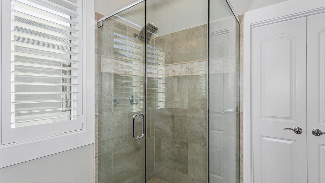 Photo of Bathroom in Gulf Breeze