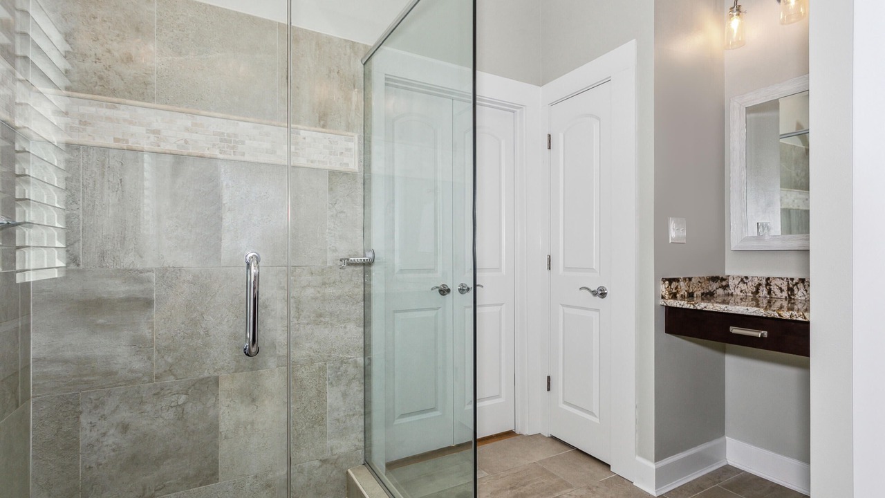 Photo of Bathroom in Gulf Breeze