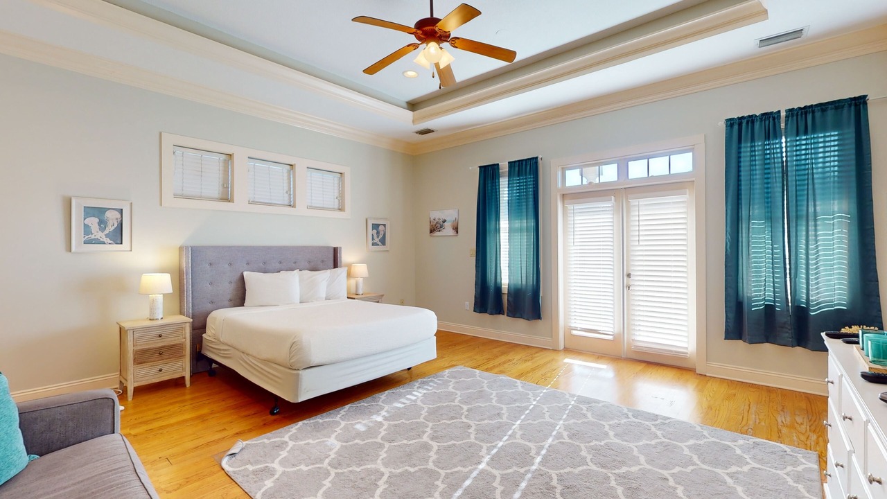 Photo of Bedroom in Crescent Beach