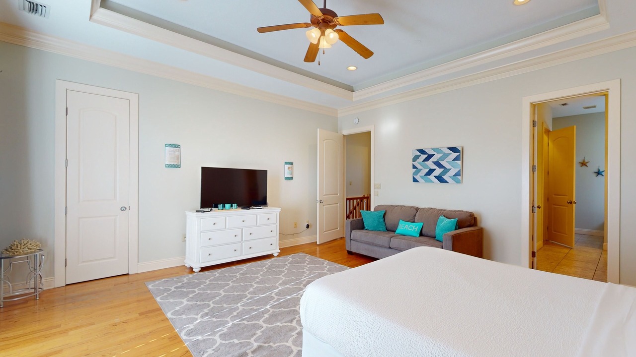 Photo of Bedroom in Crescent Beach