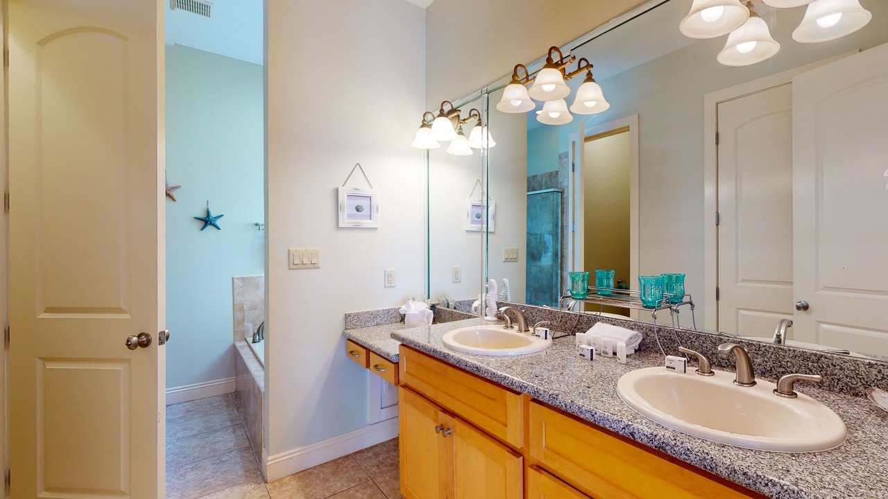Photo of Bathroom in Crescent Beach