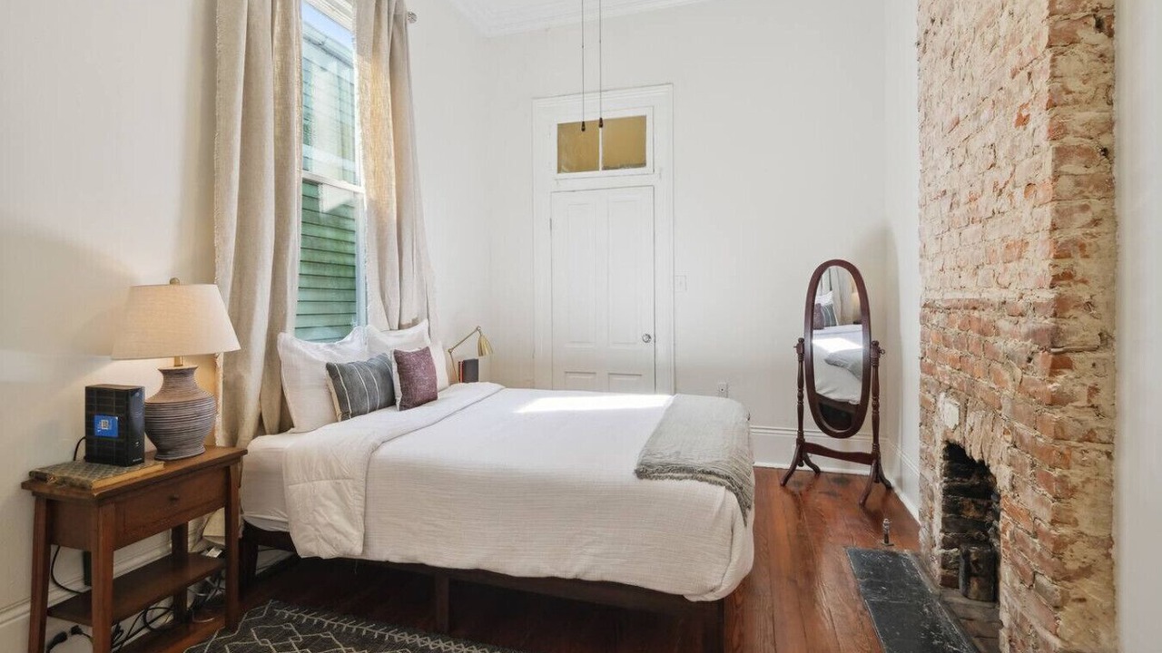 Photo of Bedroom in Irish Channel
