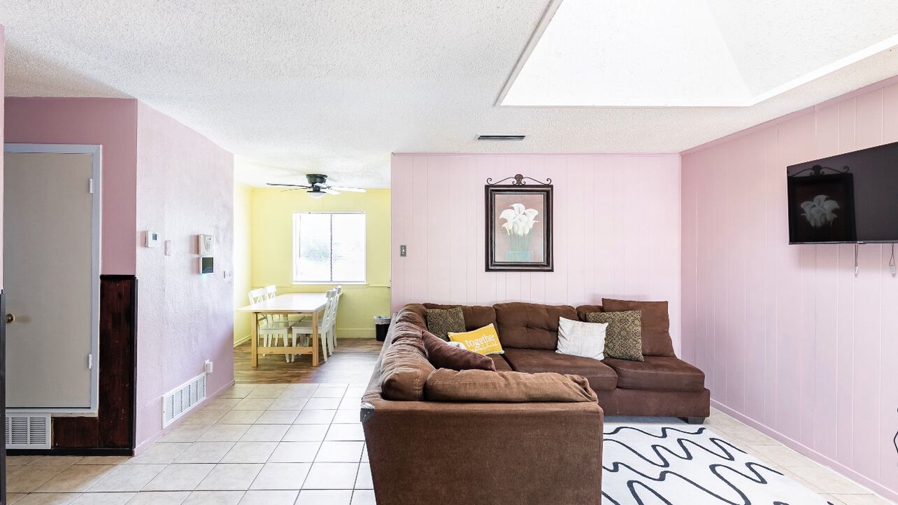 Photo of Livingroom in Garland