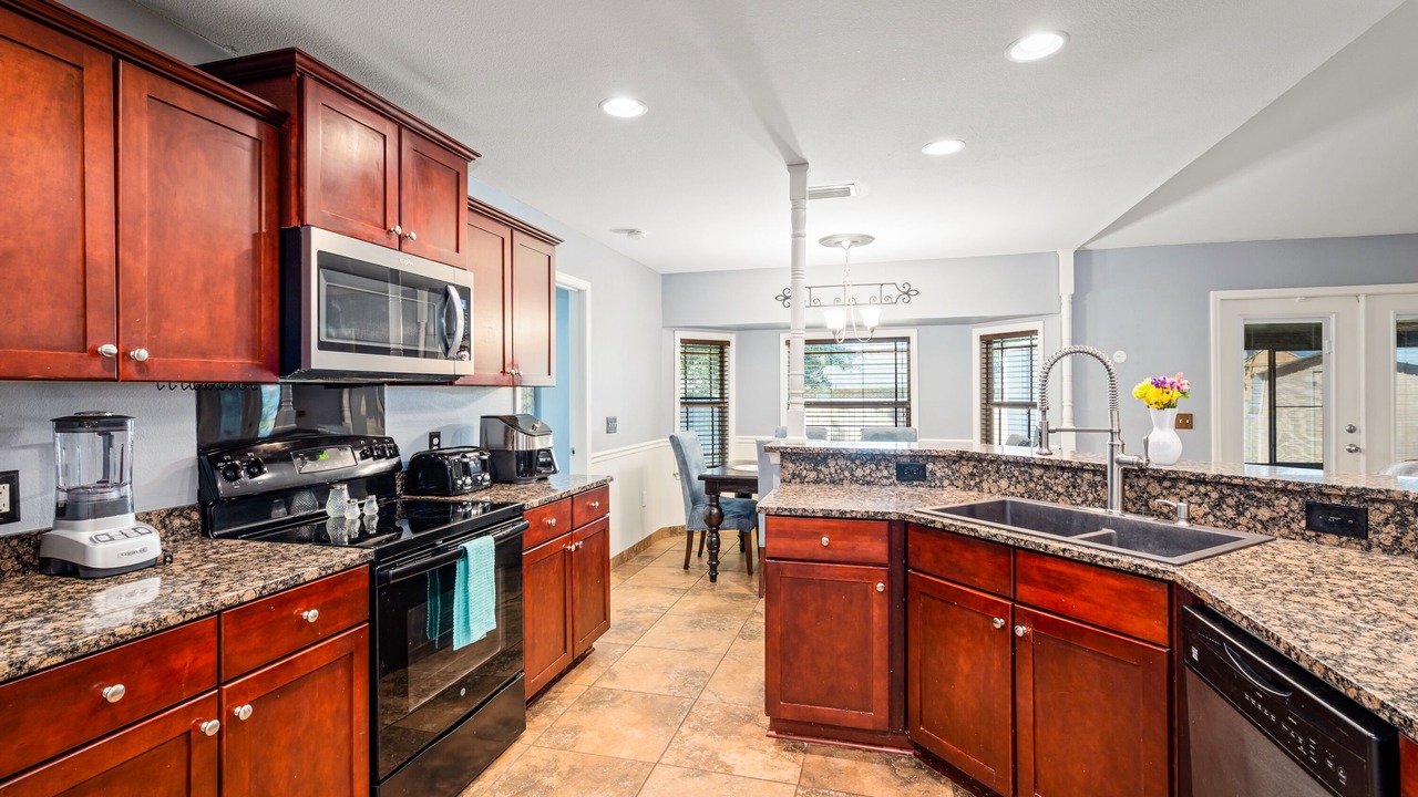 Photo of Kitchen in Foley
