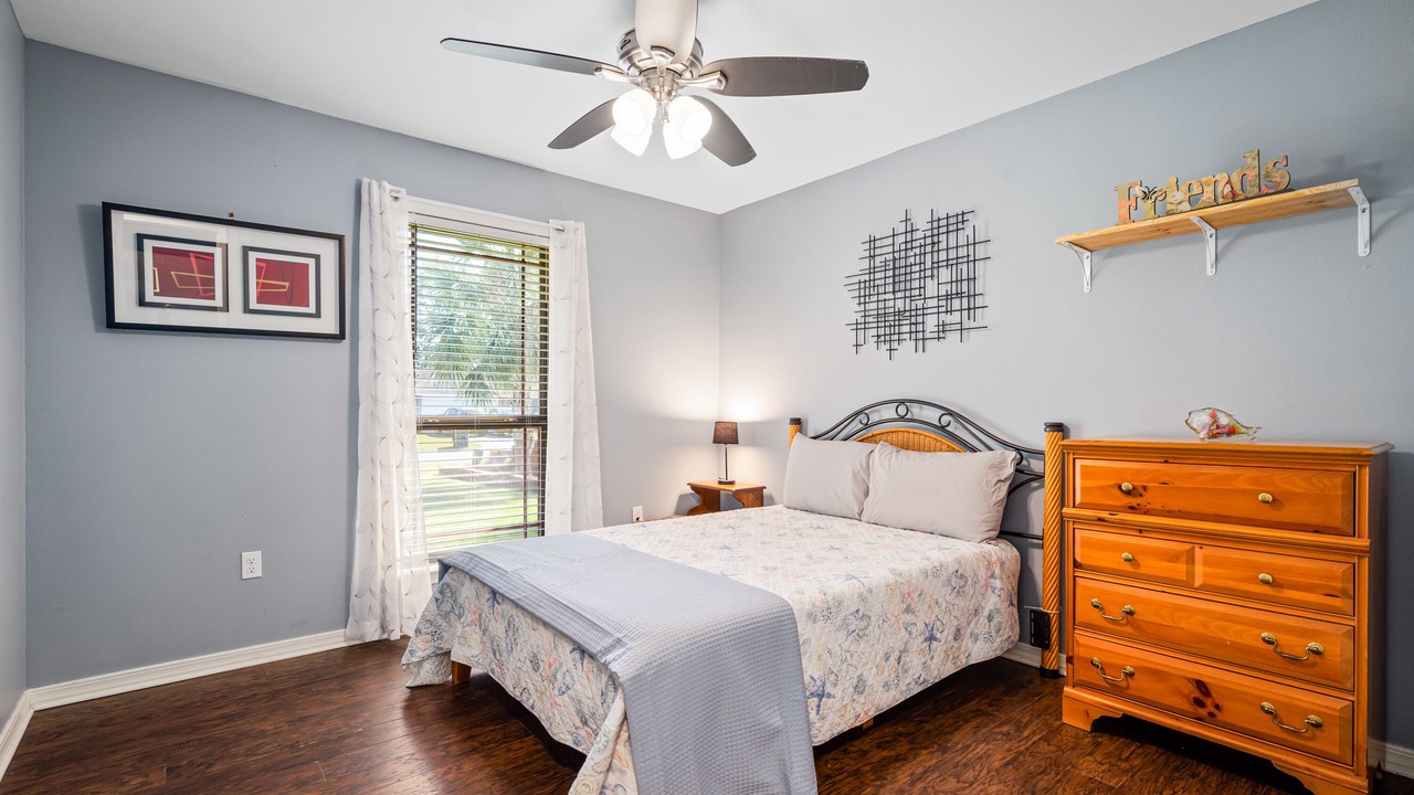 Photo of Bedroom in Foley