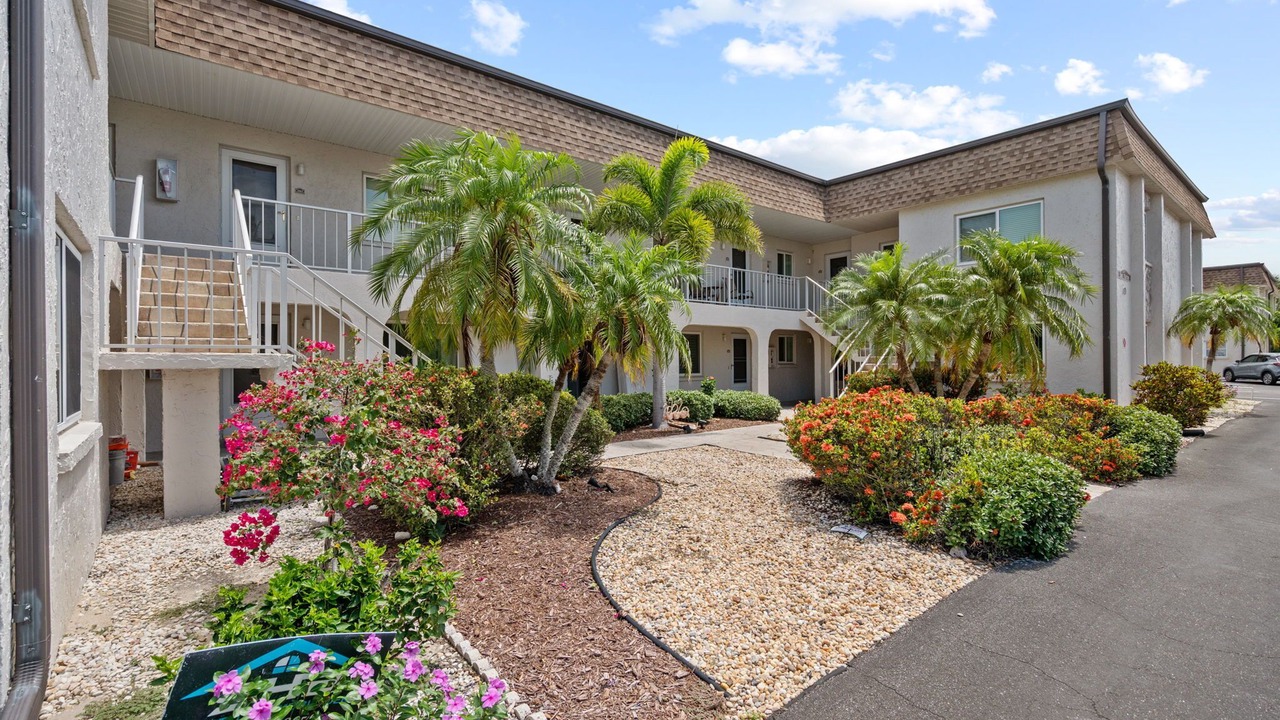 Photo of Outdoor in Golden Beach