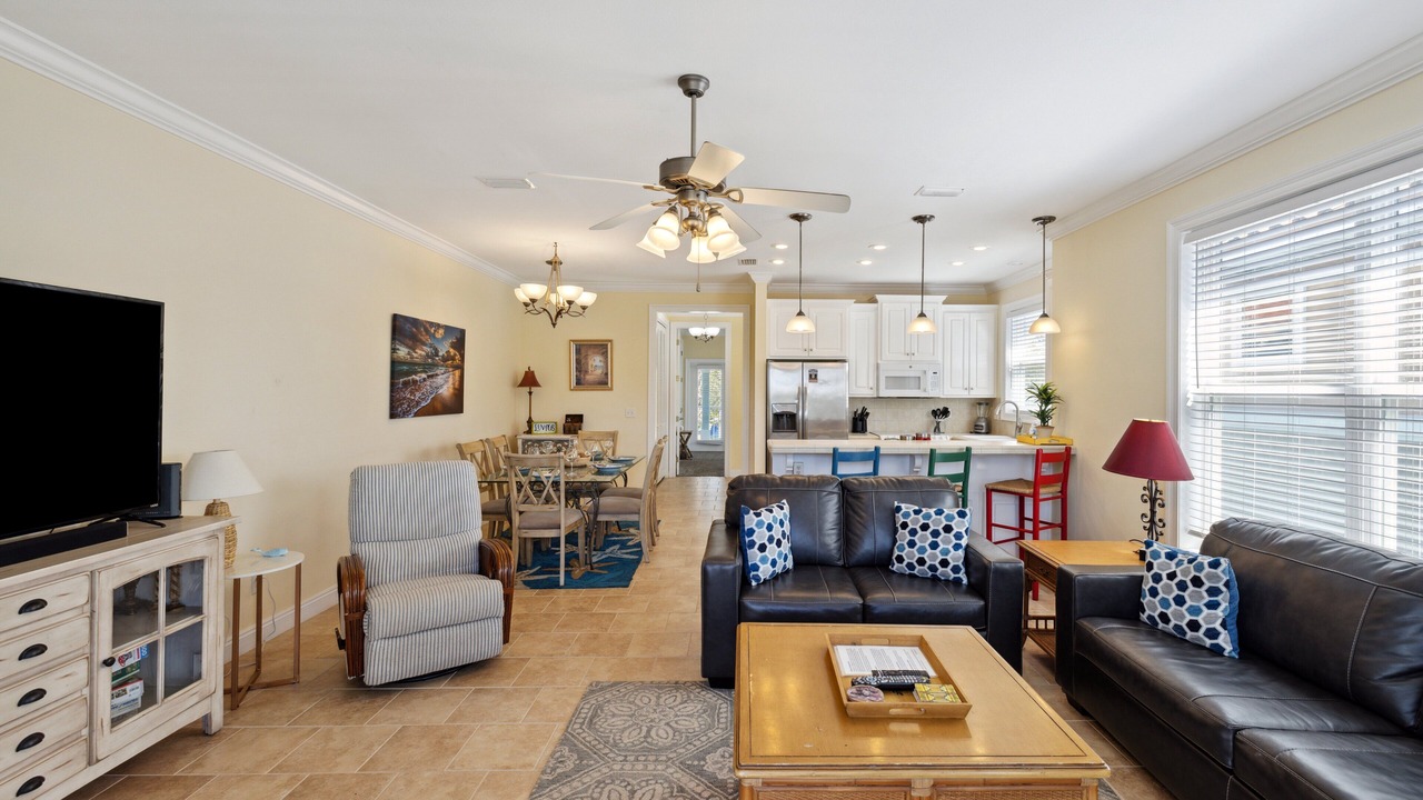 Photo of Livingroom in Fort Bay